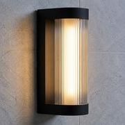 Close-up of the Farringdon Large black frame and vertically ribbed clear diffuser